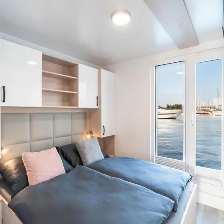 Rooftop Houseboat With Sea Panorama 3* Novigrad Istria