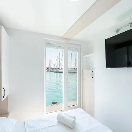Rooftop Houseboat With Sea Panorama Botel Novigrad Istria