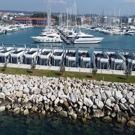 Rooftop Houseboat With Sea Panorama Botel Novigrad Istria